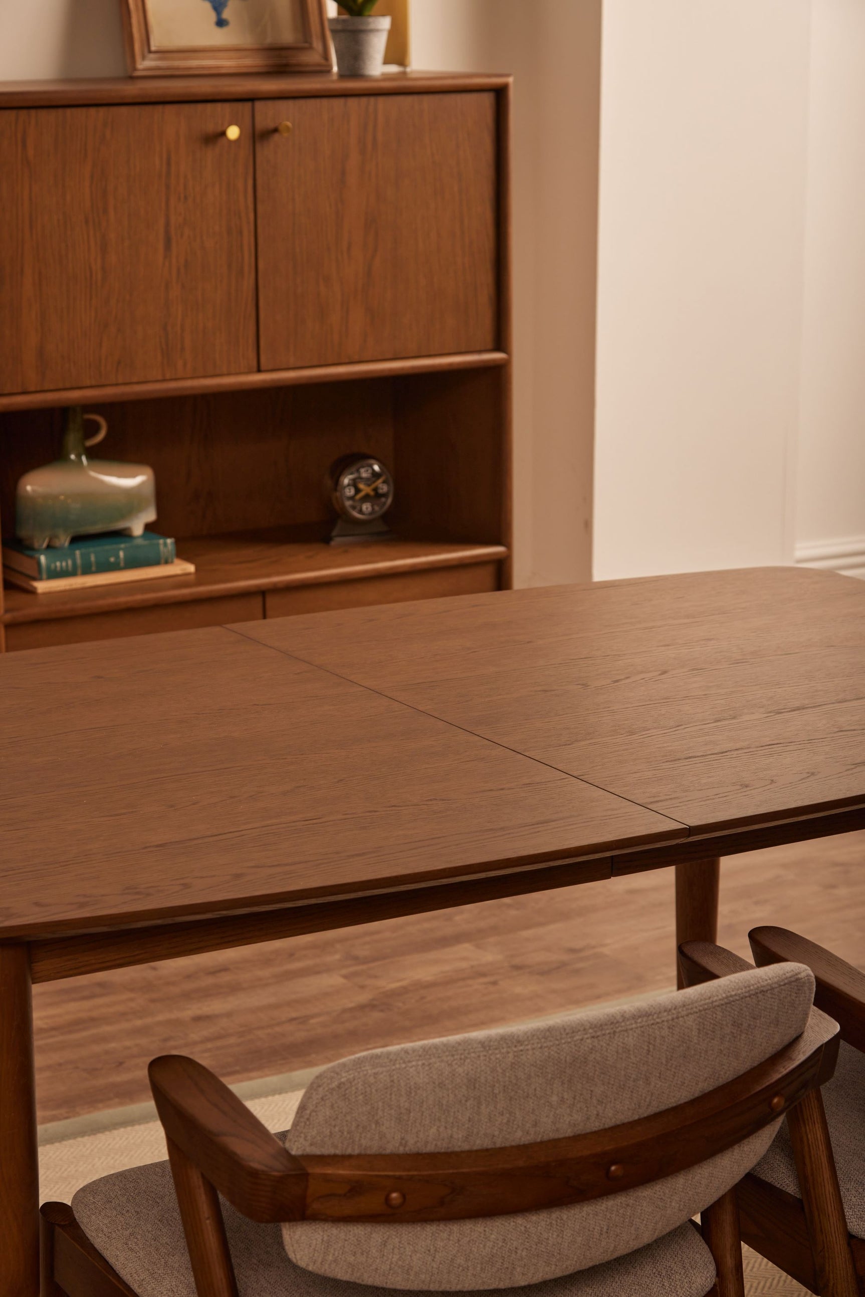 Munroe 160-215cm Extending Dining Table