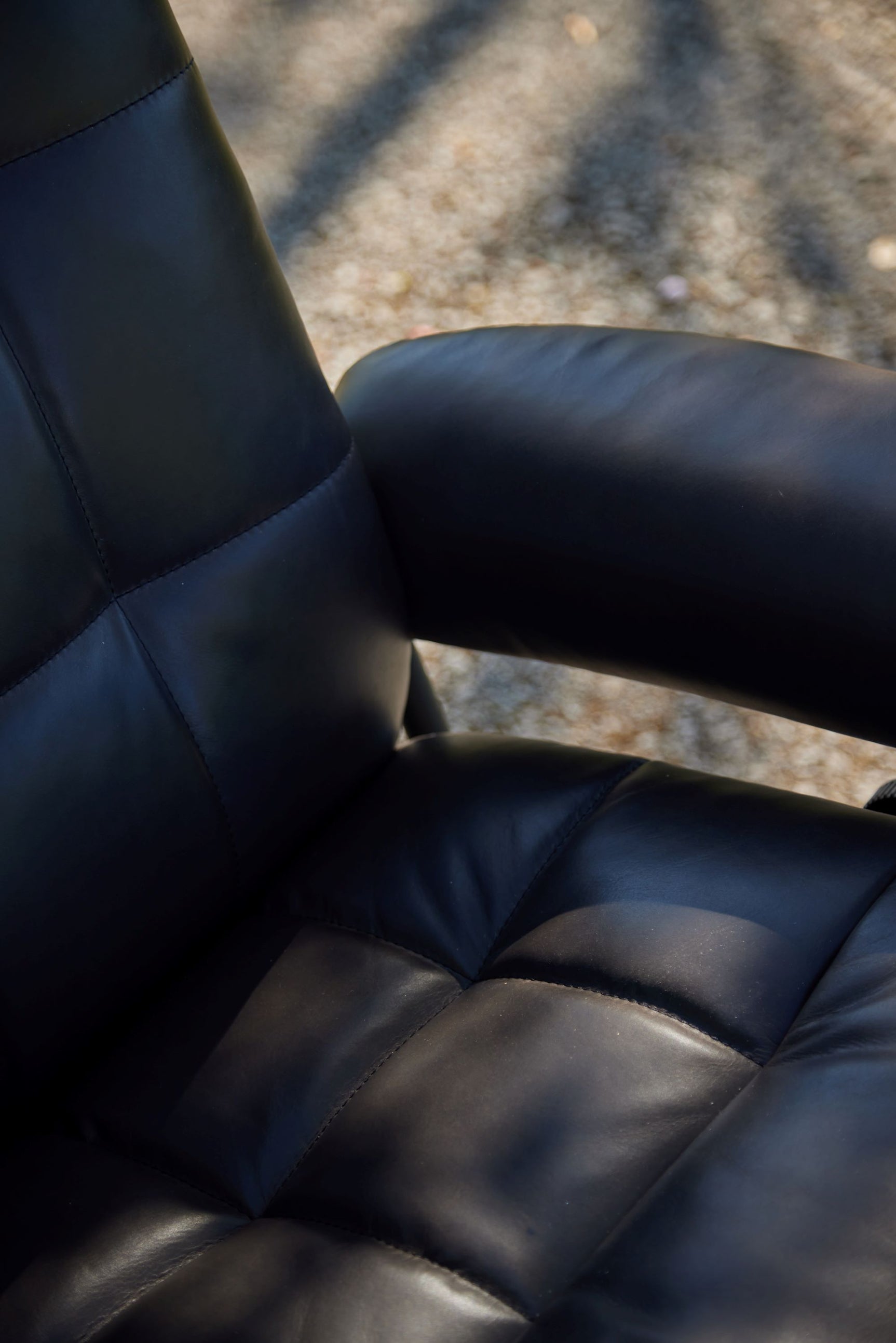 Stressless London Pioneer Recliner Chair & Stool Black