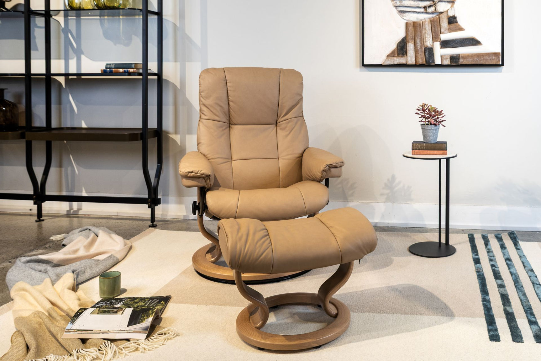 Stressless Mayfair Recliner Chair & Stool Medium Beige/Oak
