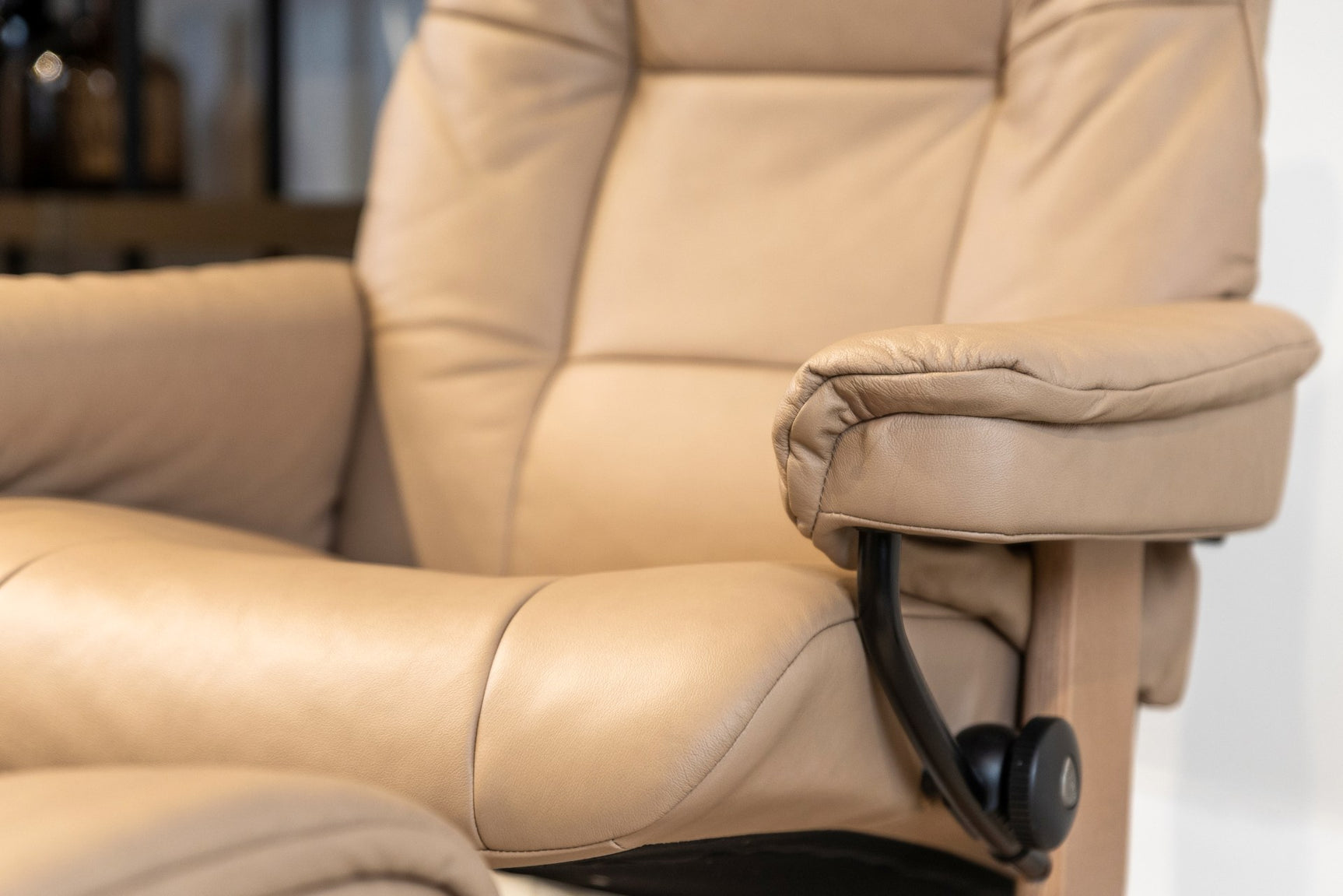 Stressless Mayfair Recliner Chair & Stool Medium Sand/Oak
