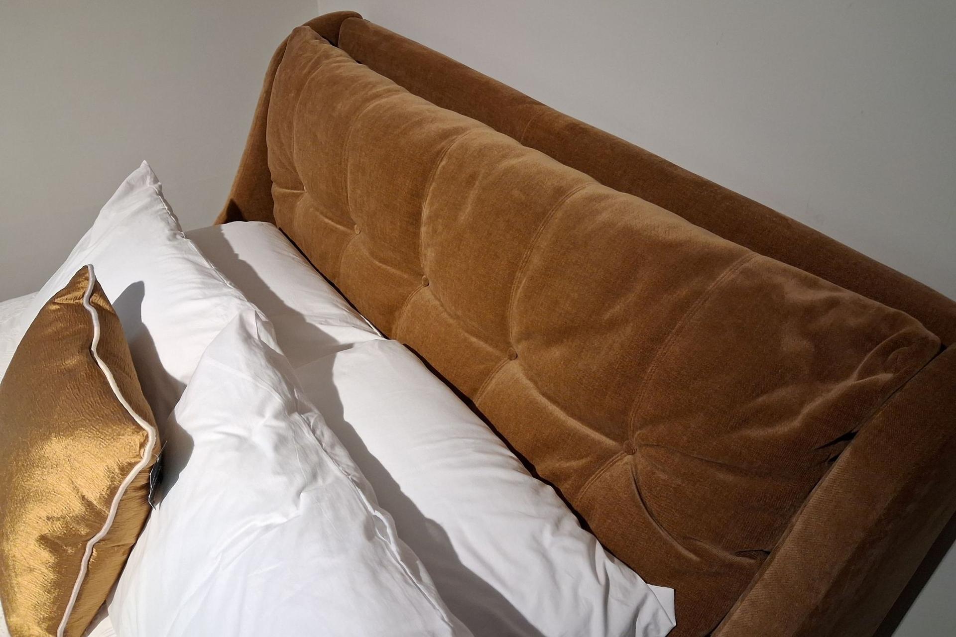 Jenny Bedframe King Size – Clearance Cork