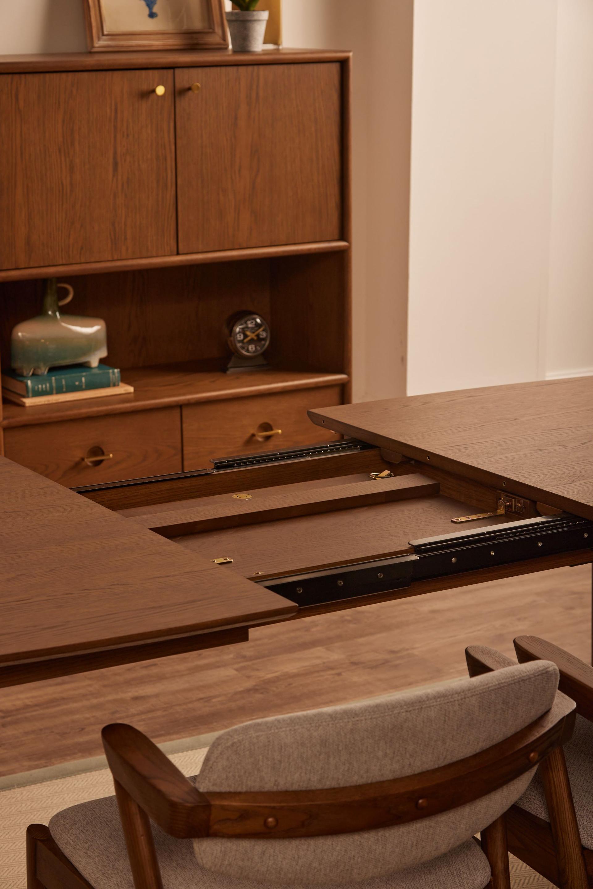 Munroe 160-215cm Extending Dining Table