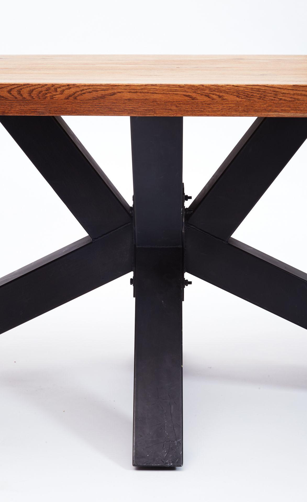 Holburn store dining table