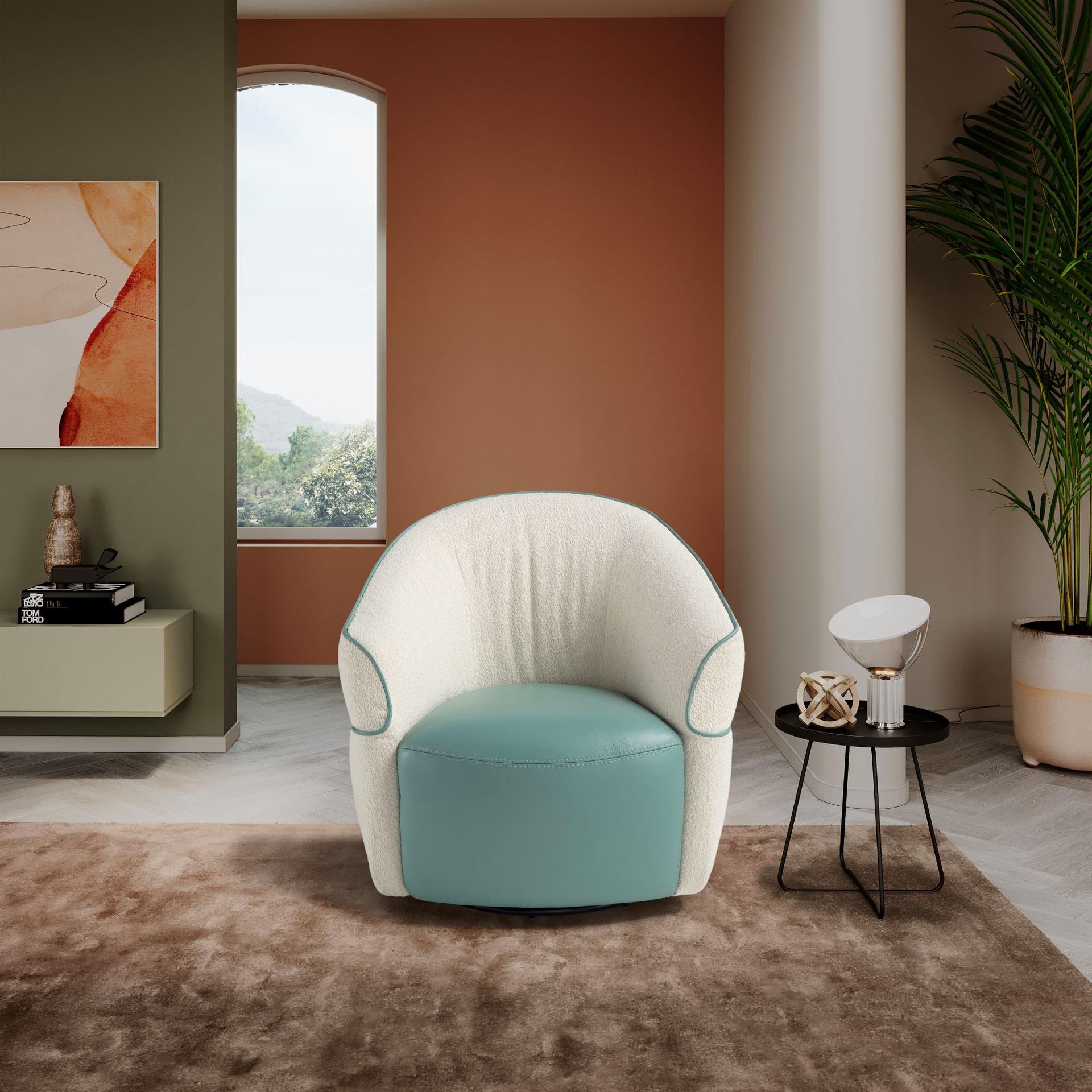Suni Swivelling Chair
