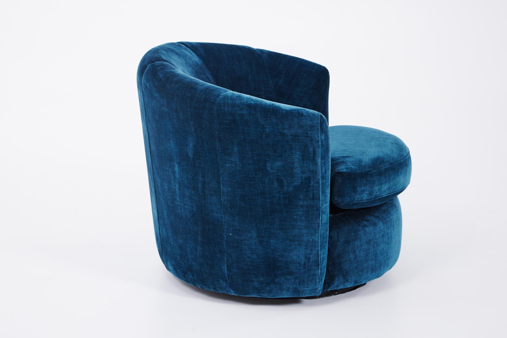 Empire Accent Swivel Chair