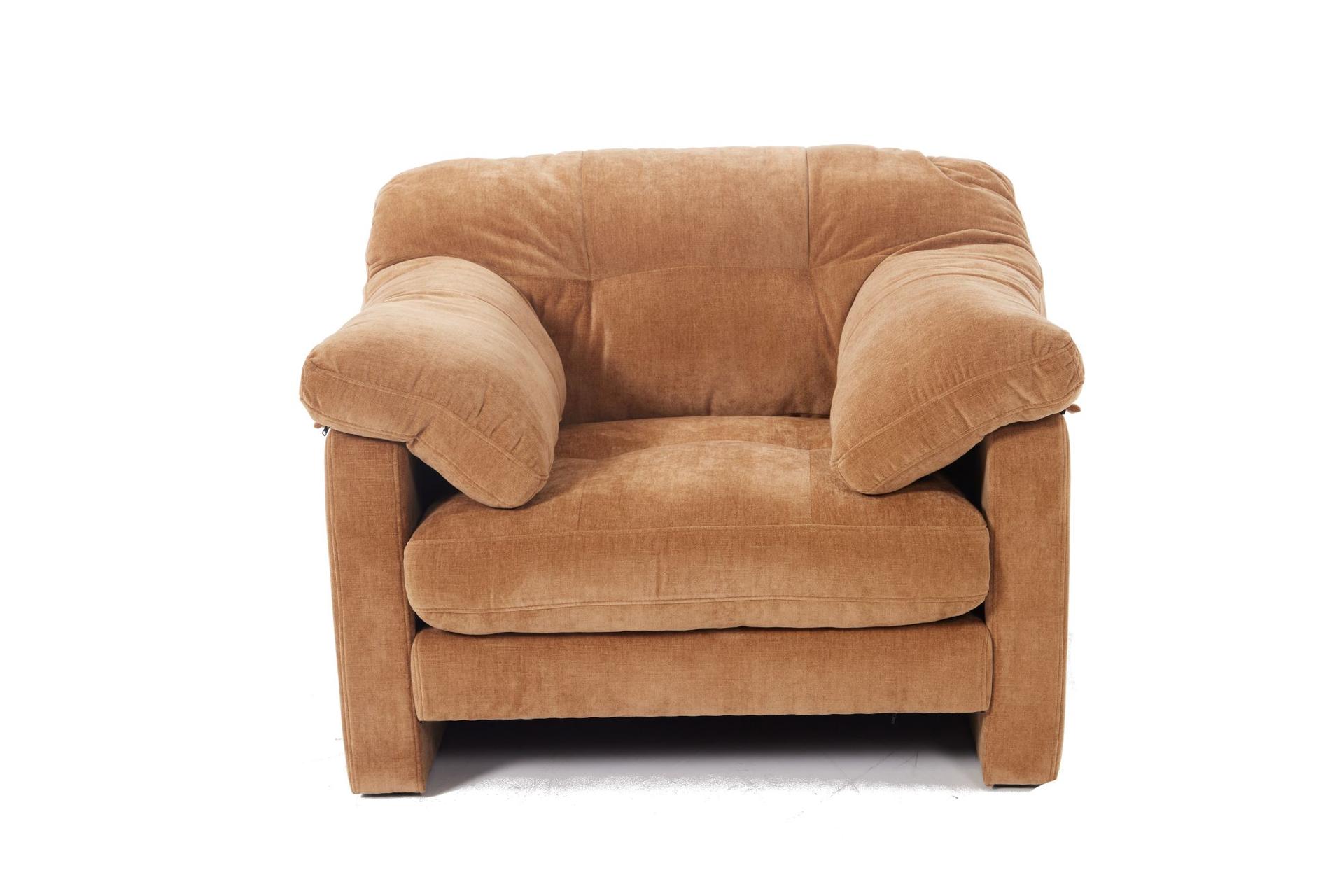 Duffy Lounge Chair