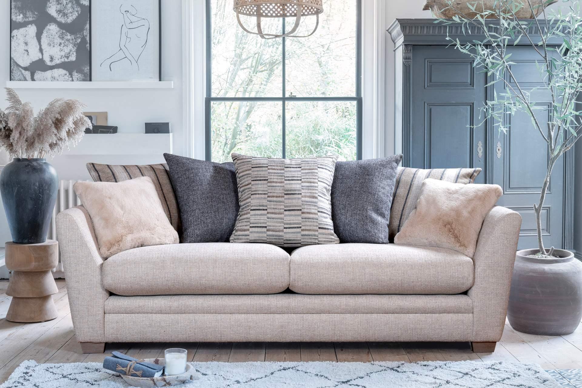 Aldworth Grand Sofa