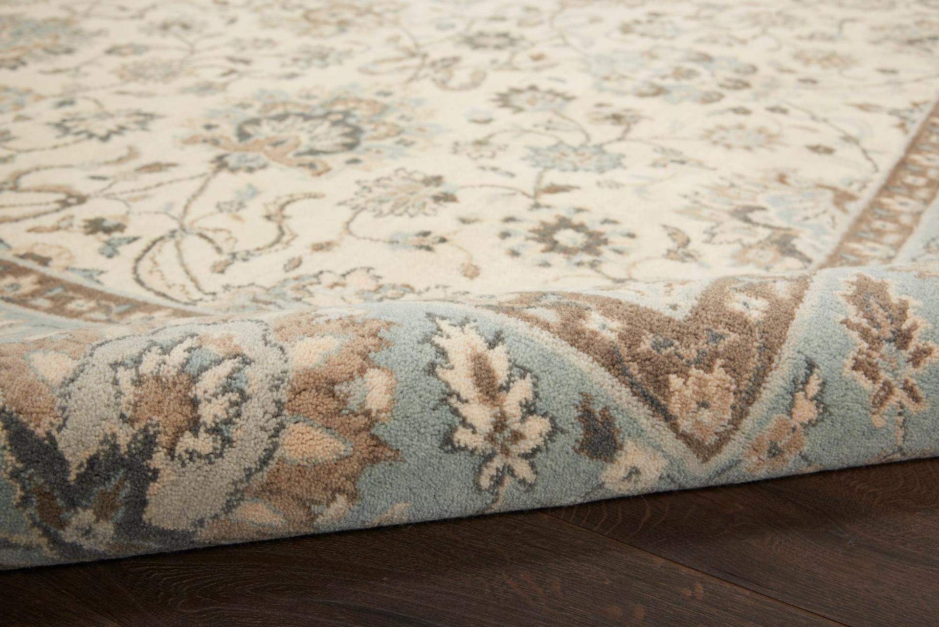 Living Treasures Rug LI16 Ivory/Aqua