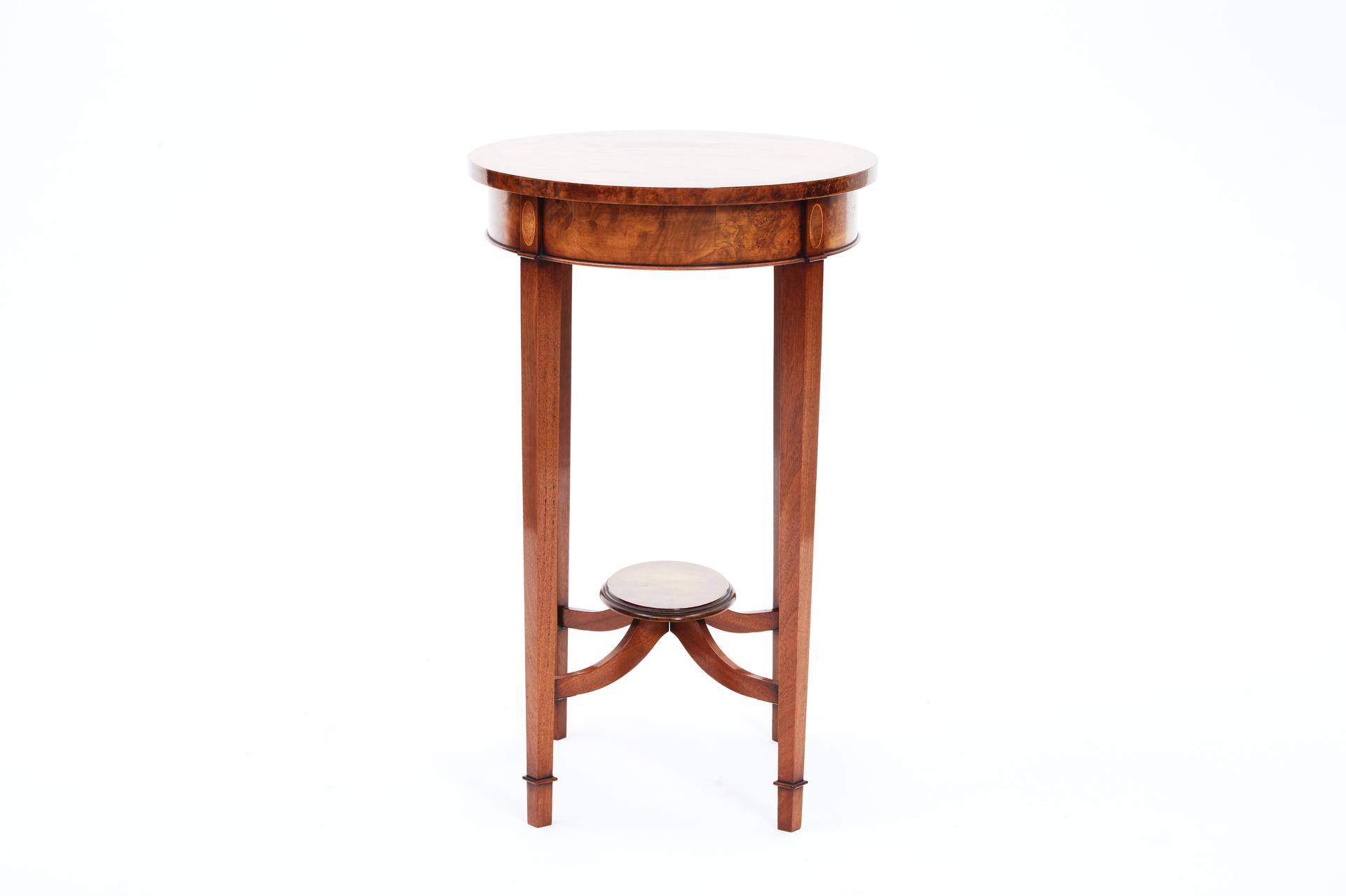 Vintage Mahogany Oval Table