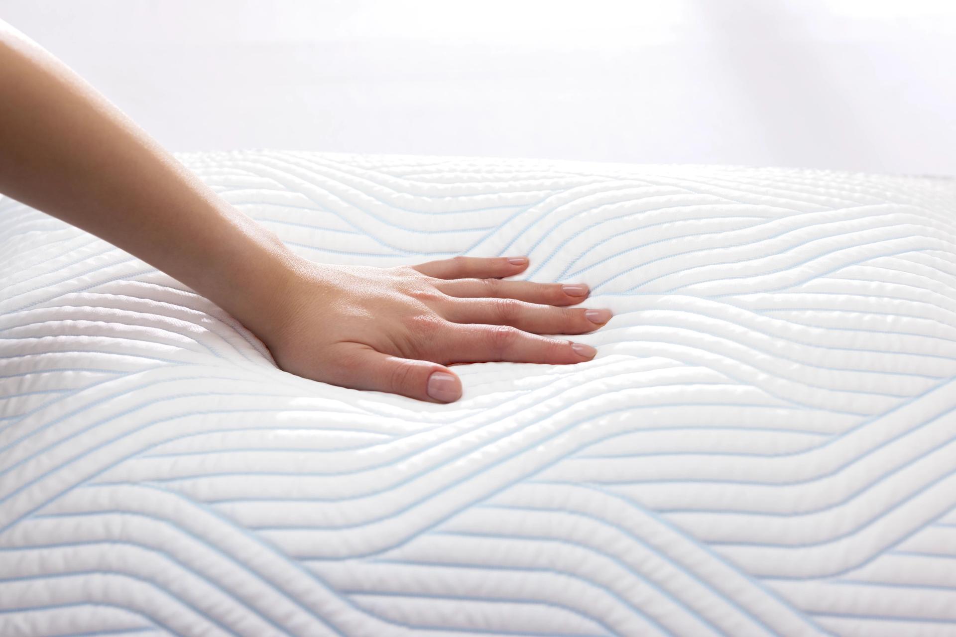 Tempur Cloud SmartCool Pillow Soft