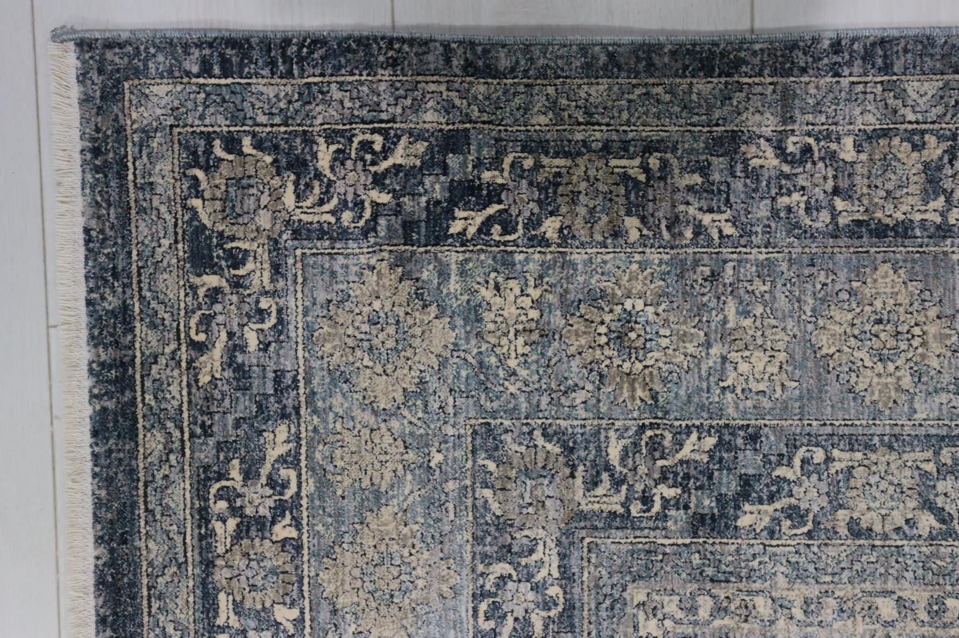 Heritage Rug Tabriz