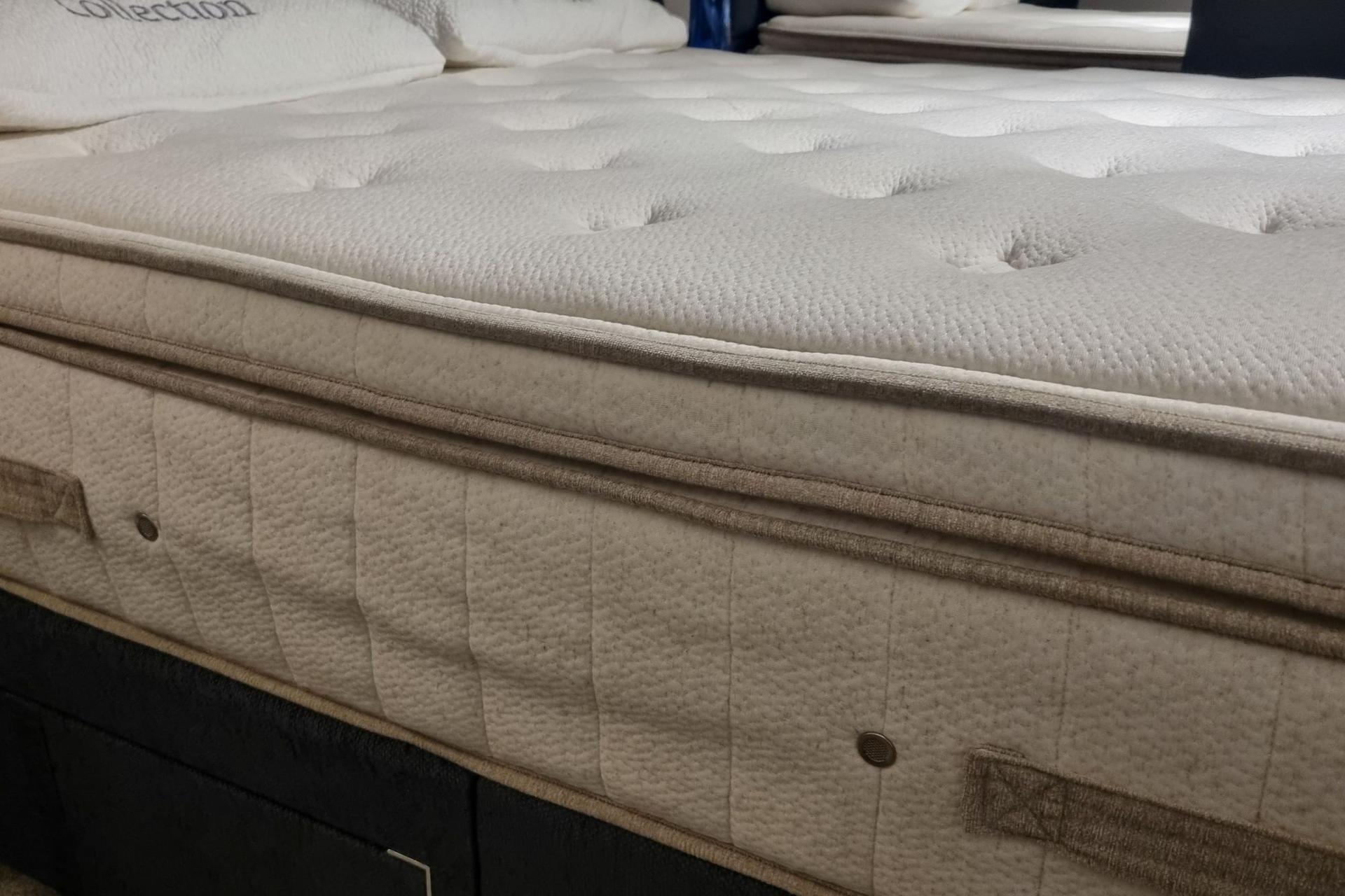 King Koil Natural Empress 3300 Mattress 5ft (Mattress Only) - Clearance Cork