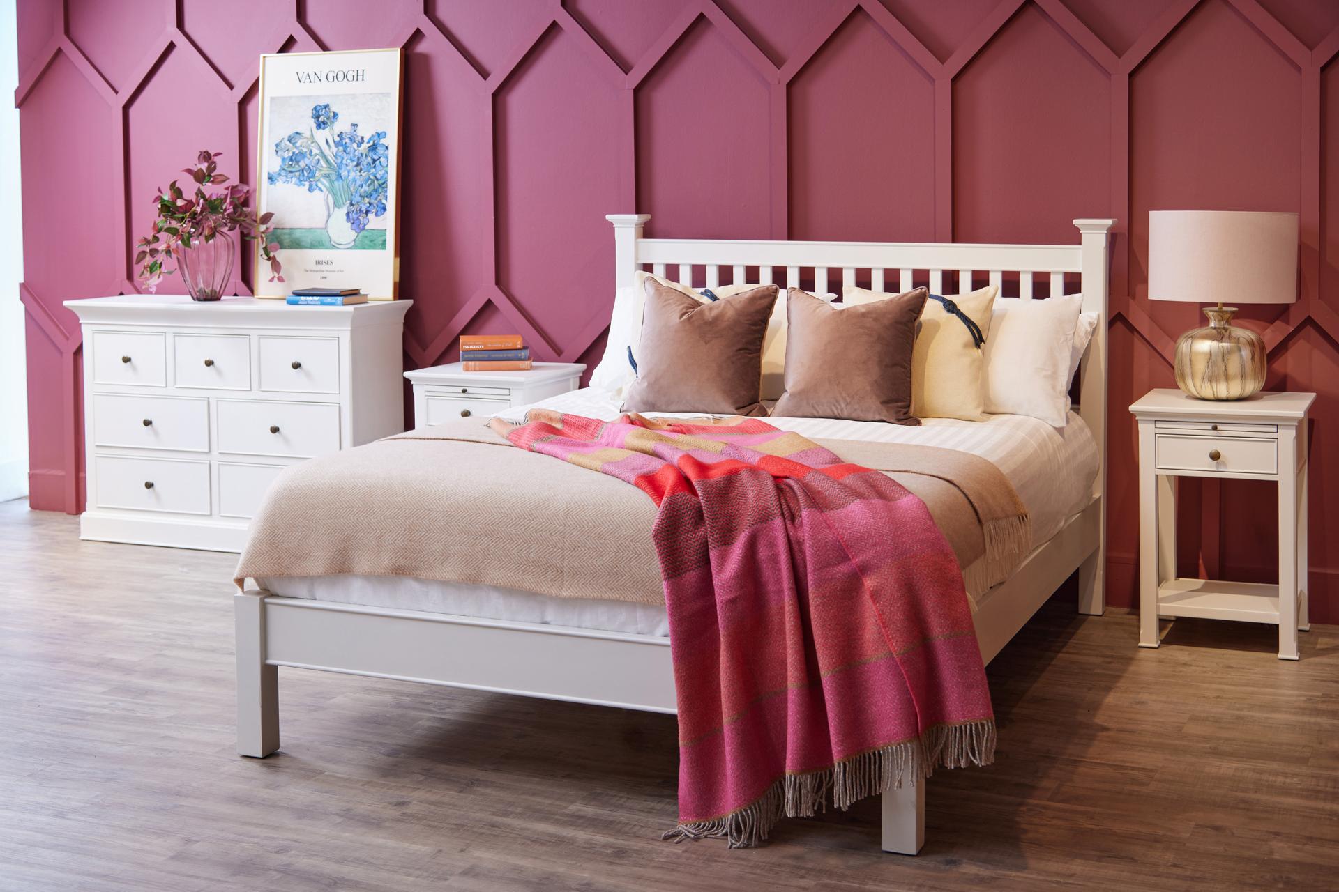 Pietra Bedside Locker Antique White