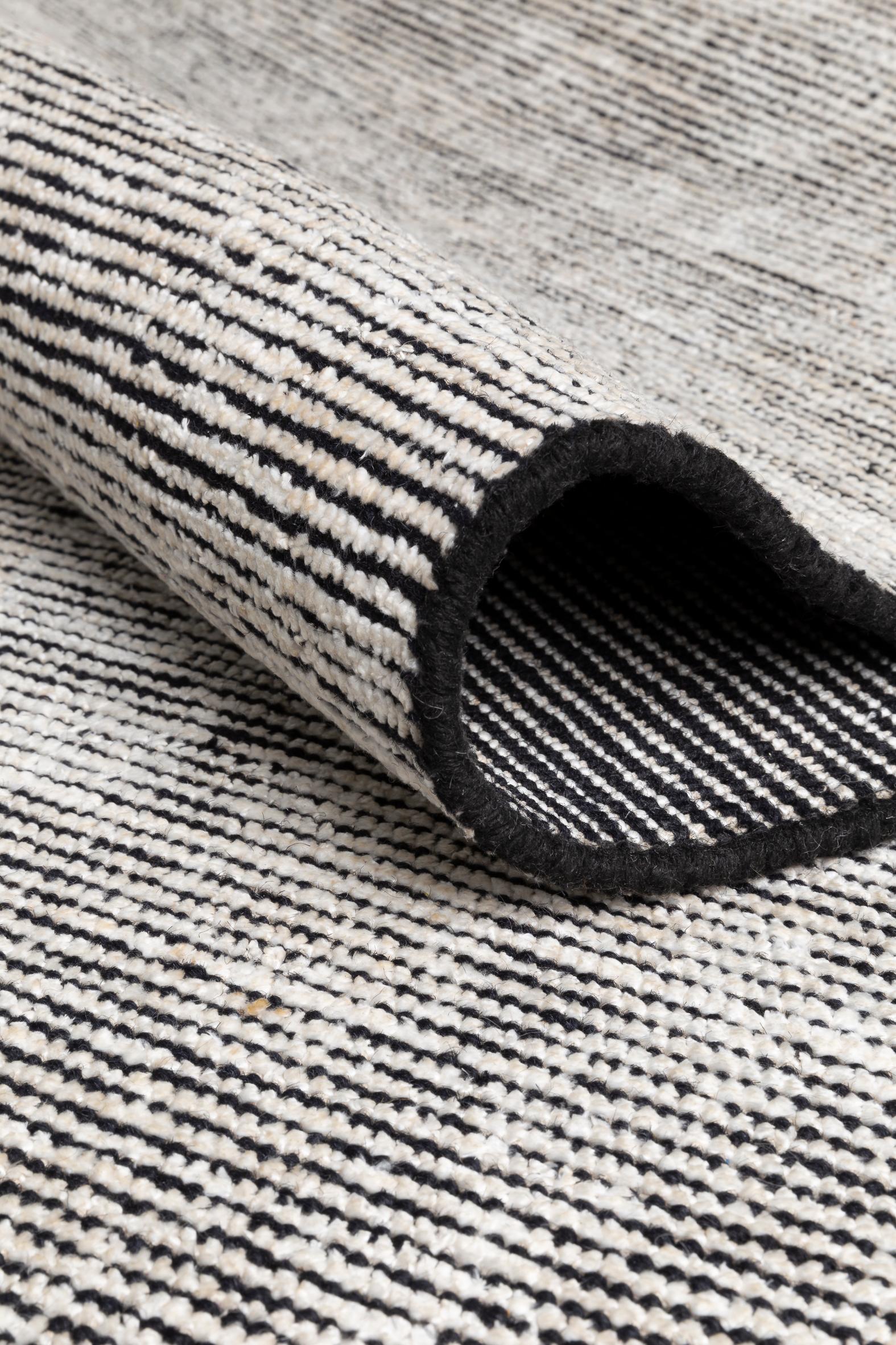 Oat Rug 244-001-910