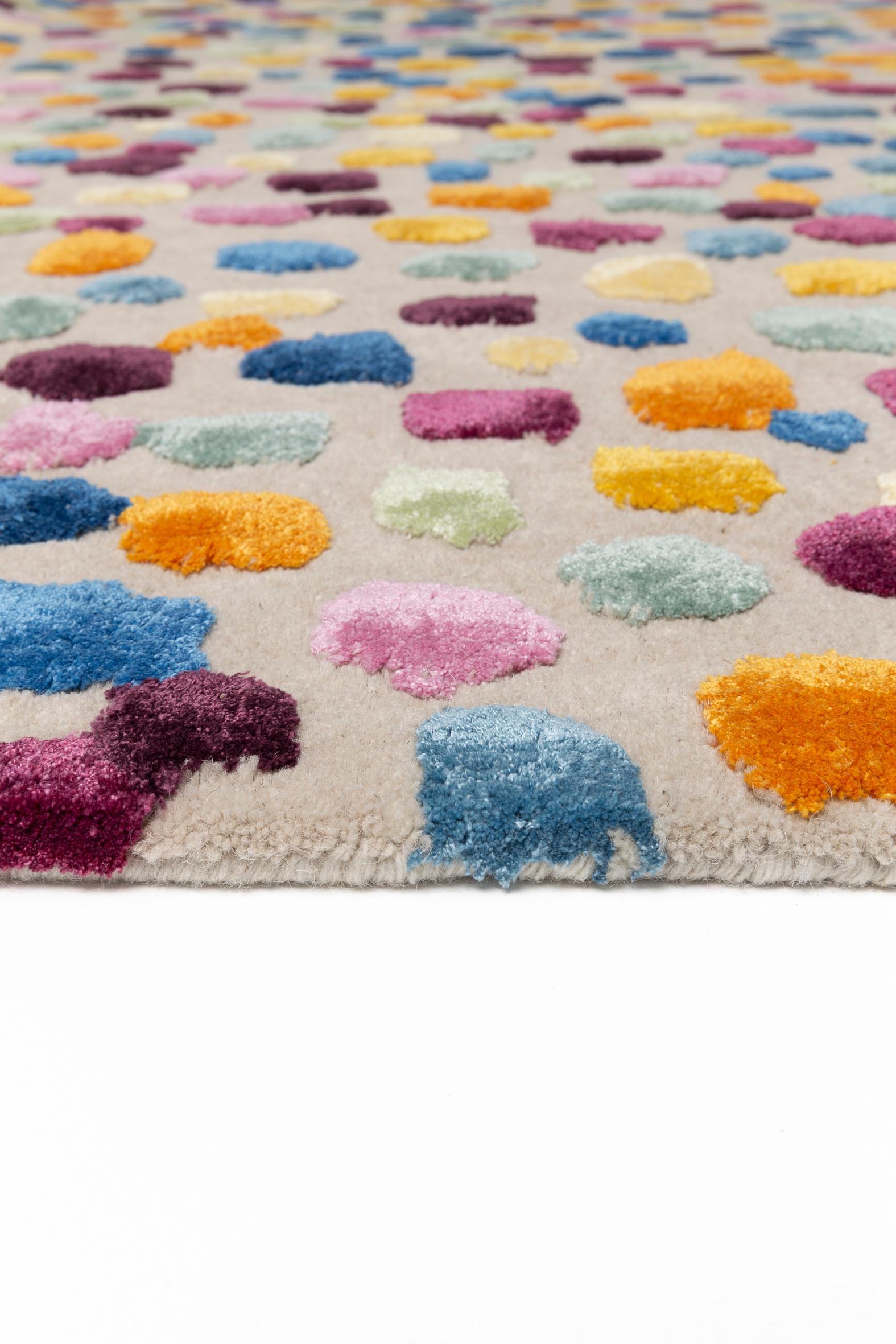 Dotted Rug 246-001-990