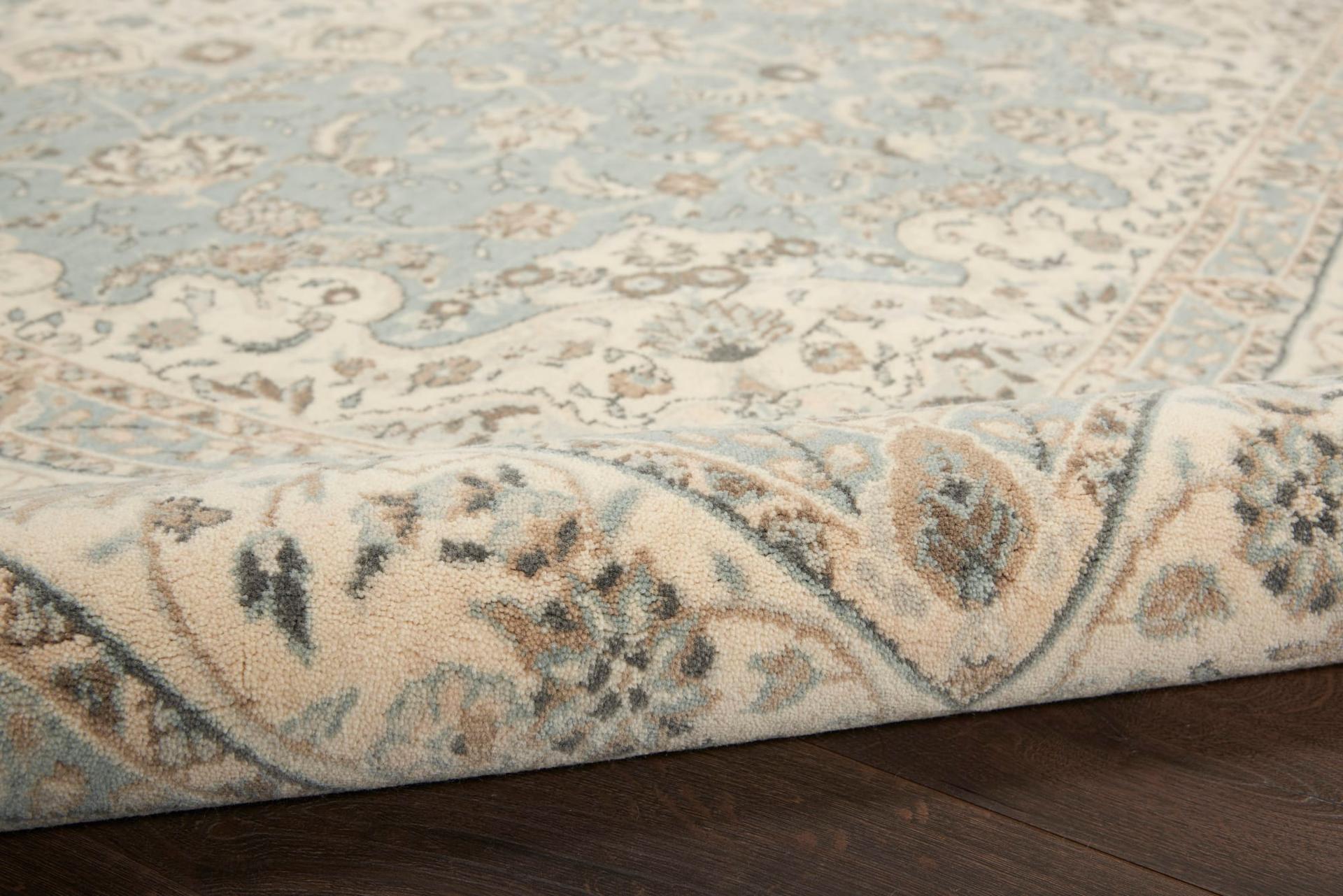 Living Treasures Rug LI15 Aqua/Ivory