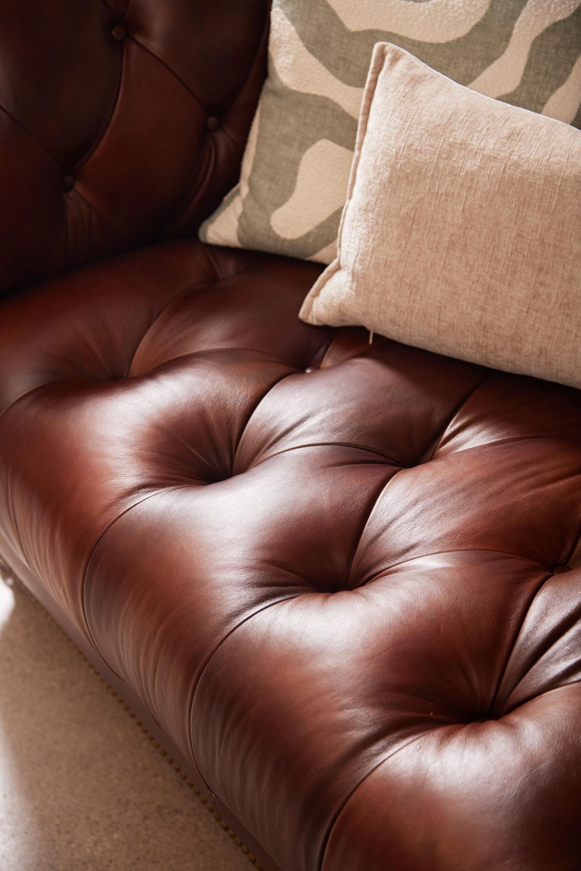 Webb & Barker Dunstable 2 Seater Sofa Vinted Cherryburn