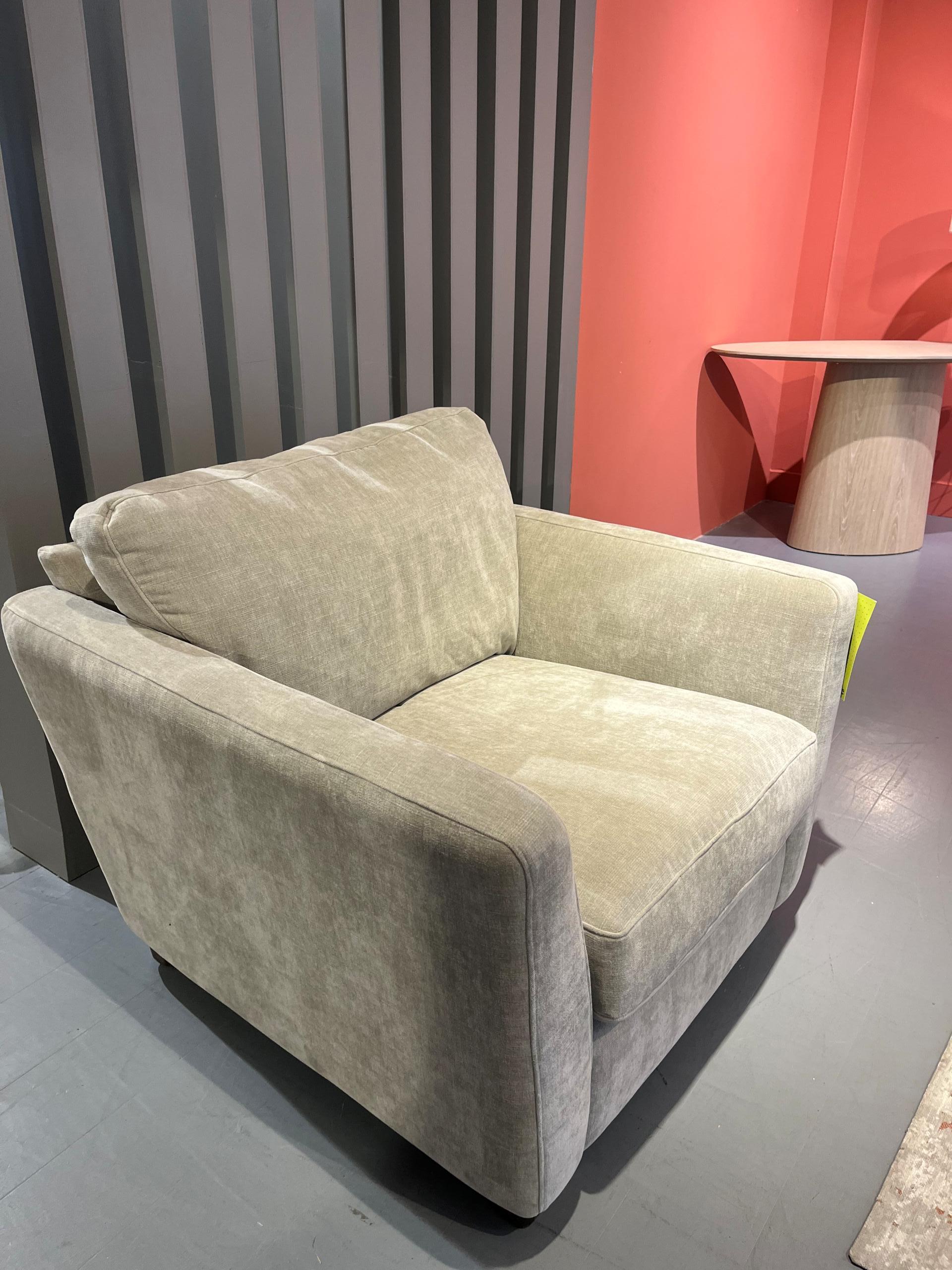 Elsa Chair - Clearance Limerick