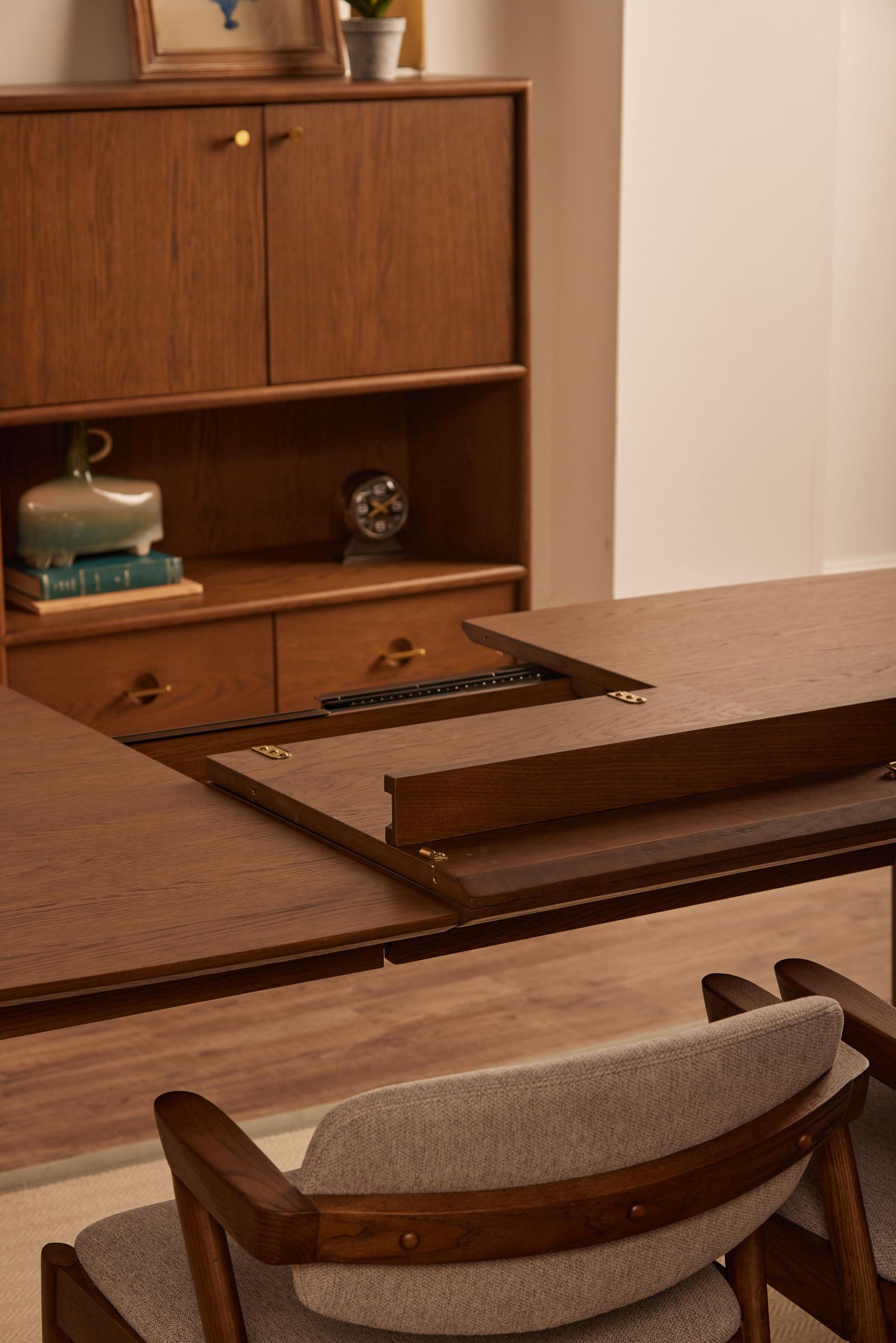 Munroe 160-215cm Extending Dining Table