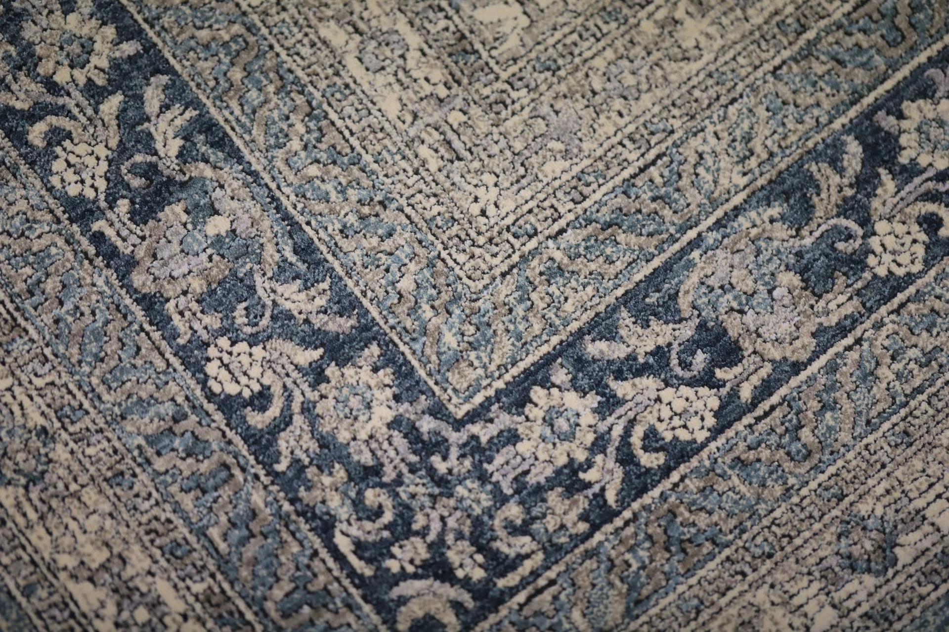 Heritage Rug Tabriz