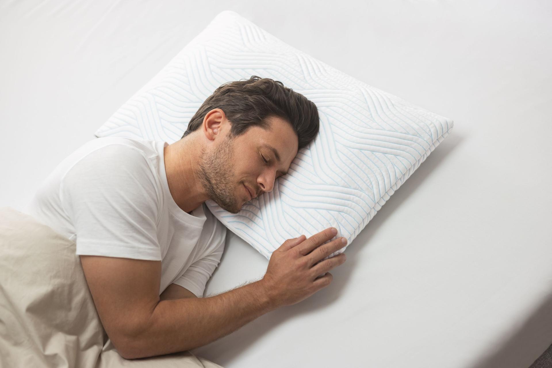 Tempur Cloud SmartCool Pillow Medium