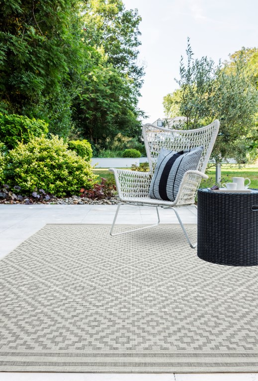 Patio Diamond Grey Outdoor Rug