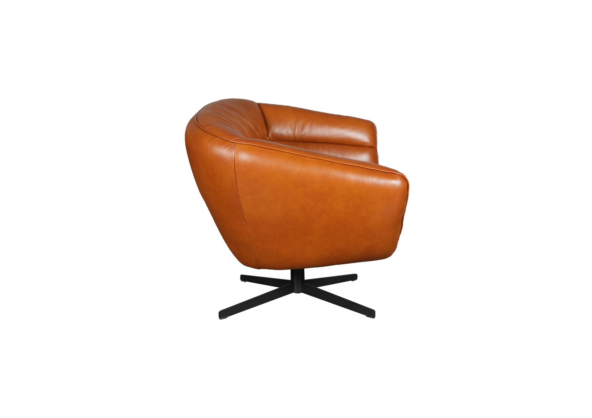 Gilmore Berlin Saddle Leather Swivel Chair