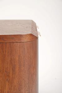 Ailbhe 2 Door Sideboard Bordo