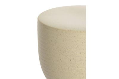 Gabriela Stool