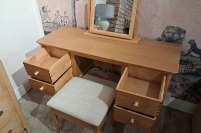 Dressing Table Set with Mirror & Chair – Clearance Cork 