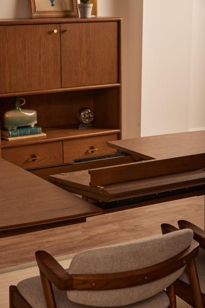 Munroe 160-215cm Extending Dining Table