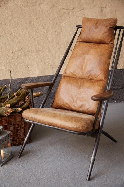 Ely Studio Chair