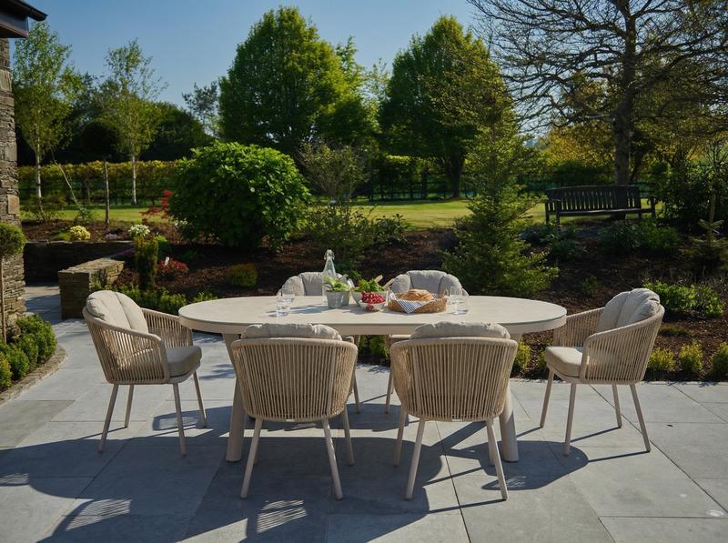 Alvin Oval Garden Dining Set