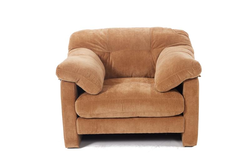 Duffy Lounge Chair