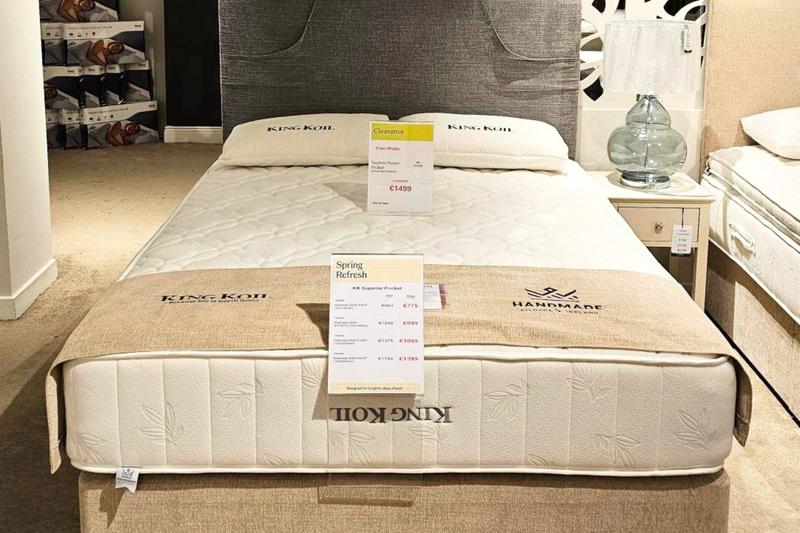 King Koil Superior 5ft Pocket Bed Set - Mattress, Base, Headboard - Clearance Cork
