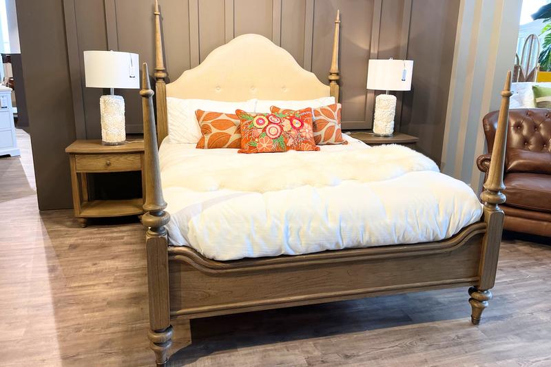 Sandy Lane 5ft King Bedframe with 2 Bedside Tables - Clearance Limerick