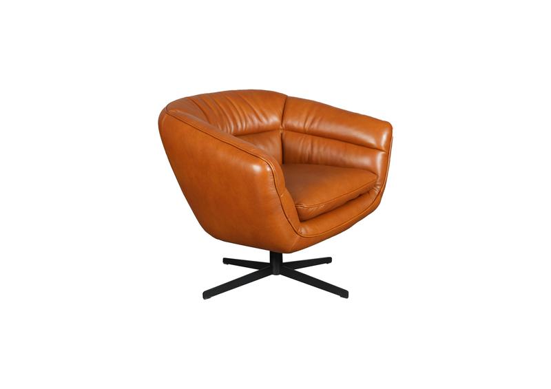 Gilmore Berlin Saddle Leather Swivel Chair