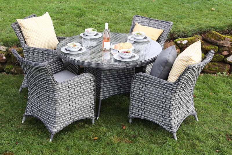 Zamora 4 Seater Round Garden Set