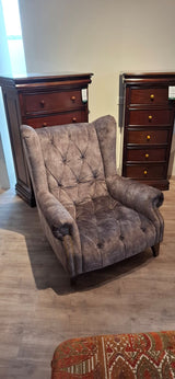 Alexander and James Ossie Chair - Clearance Limerick