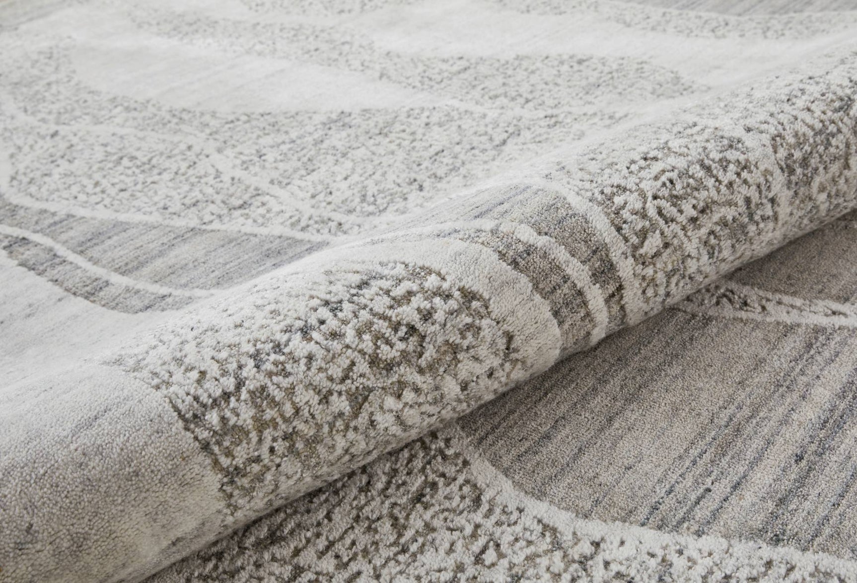 Concept Looms DU147 White/Light Blue Rug