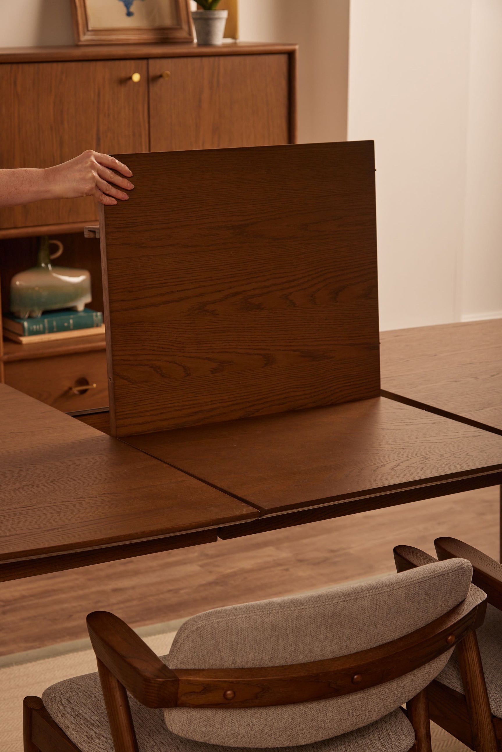 Munroe 160-215cm Extending Dining Table