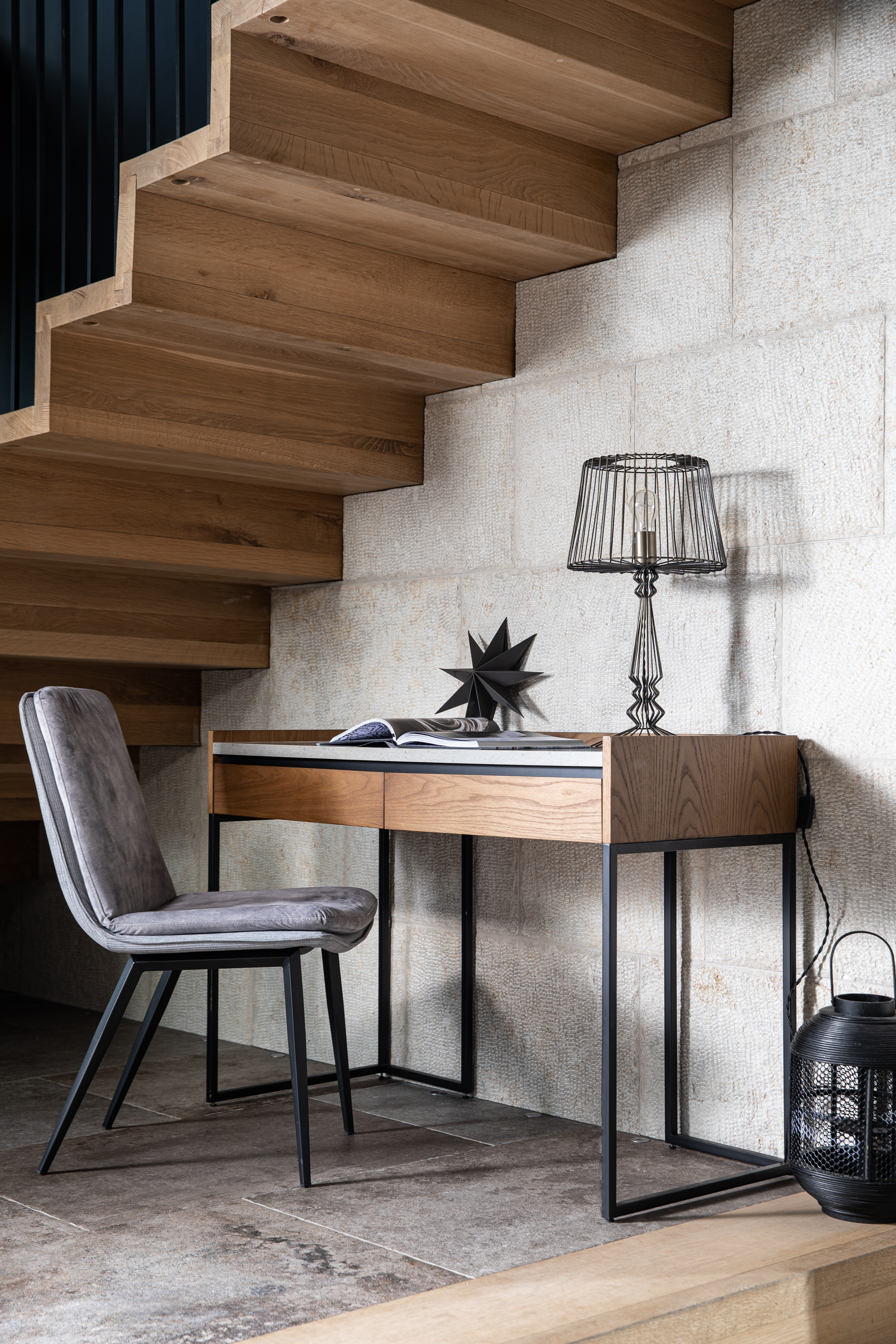 Haddie Desk