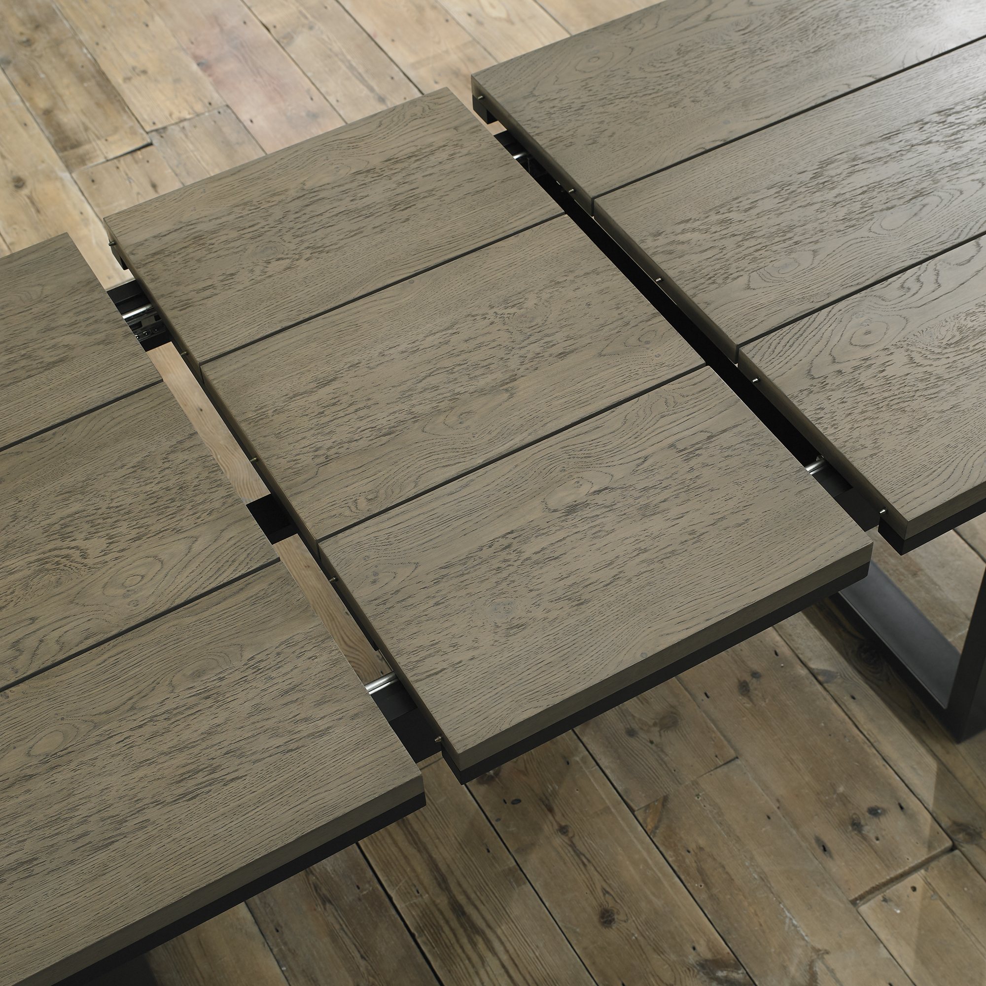 Eden 6-8 Dining Table