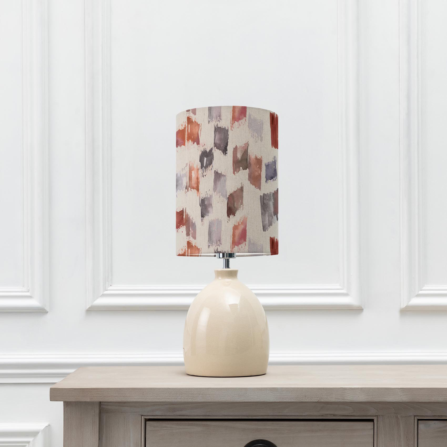 Leura Cream Lamp