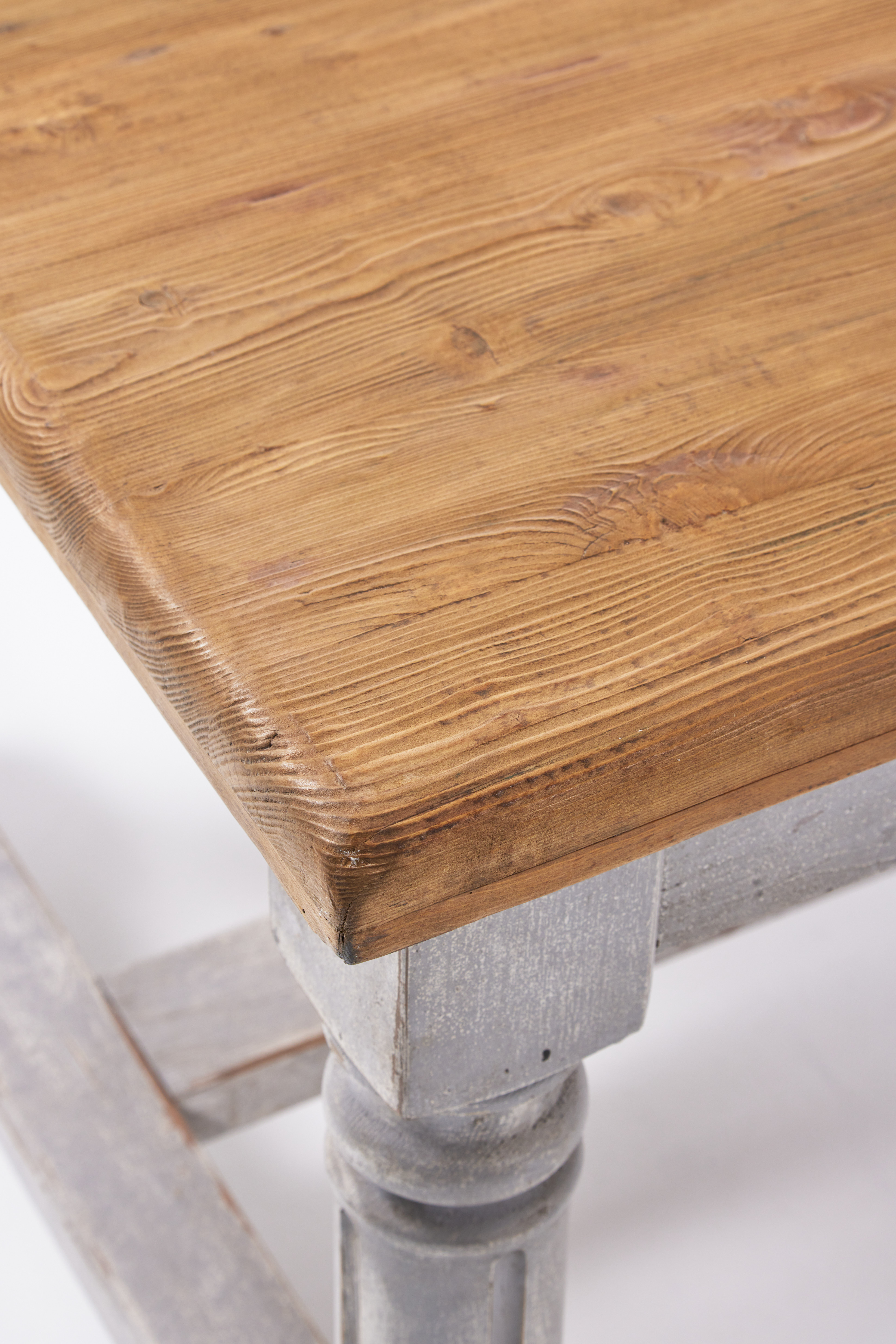 Santorini Dining Table
