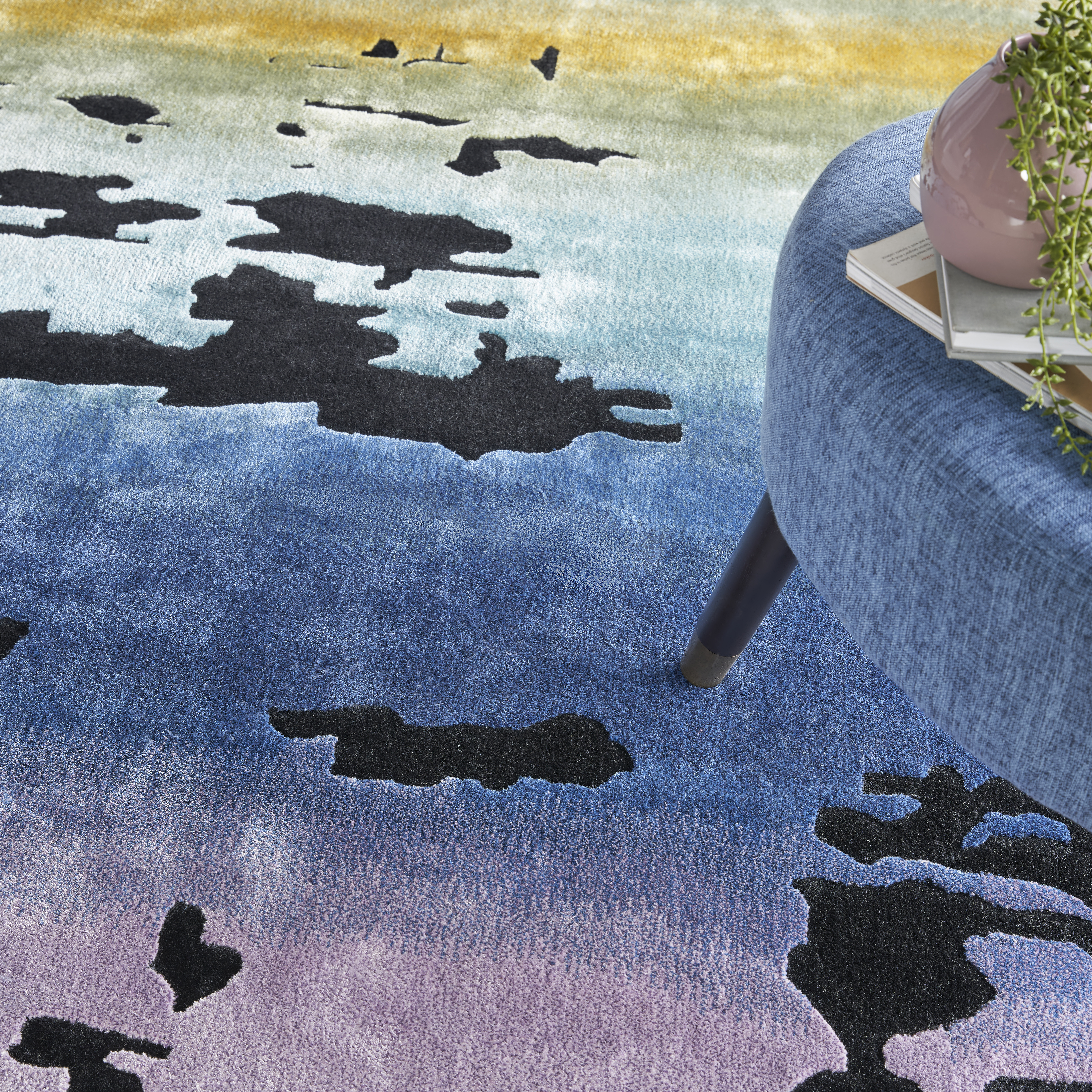 Prismatic Rug PRS23 Black Multicolour