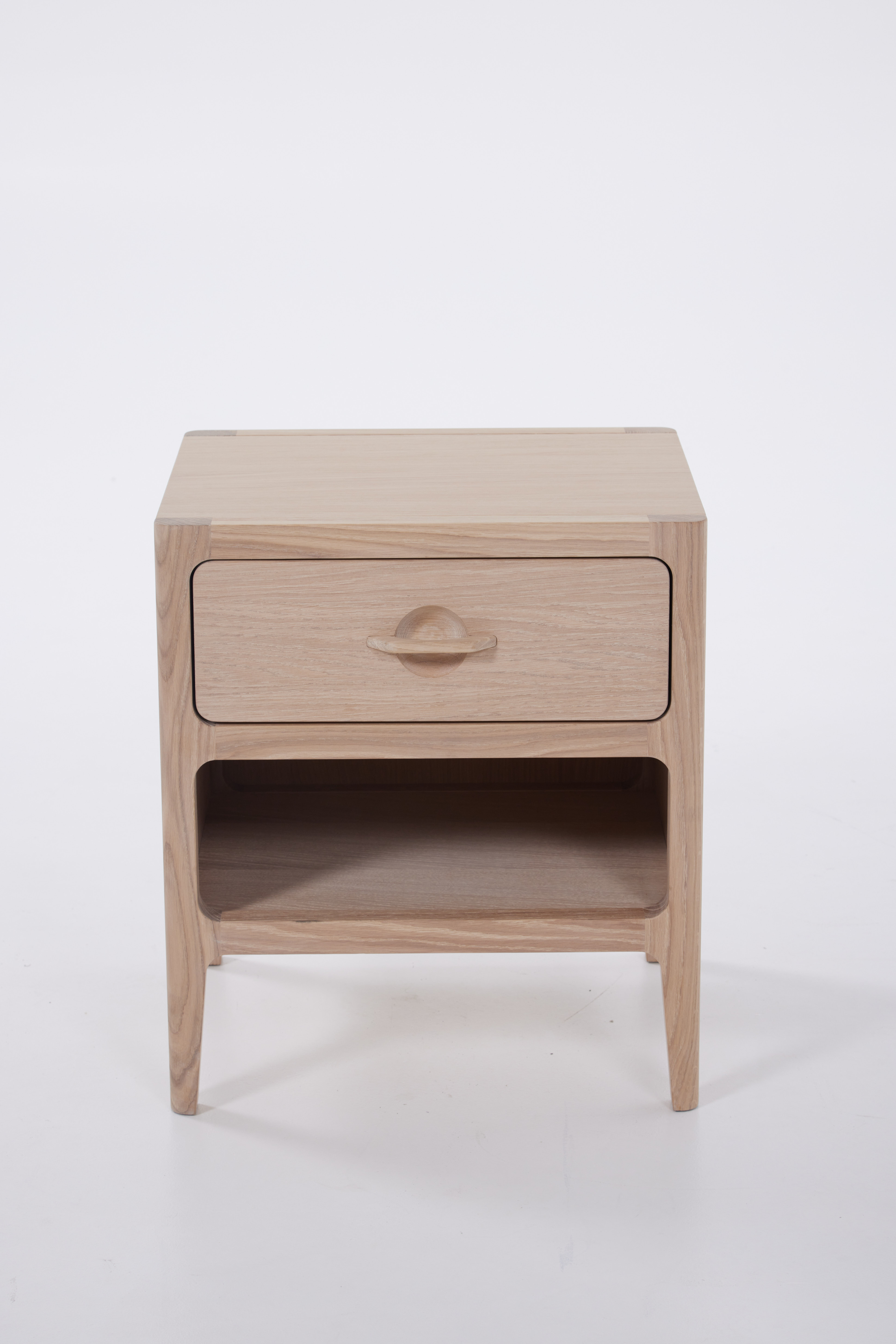 Merlin Bedside Chest