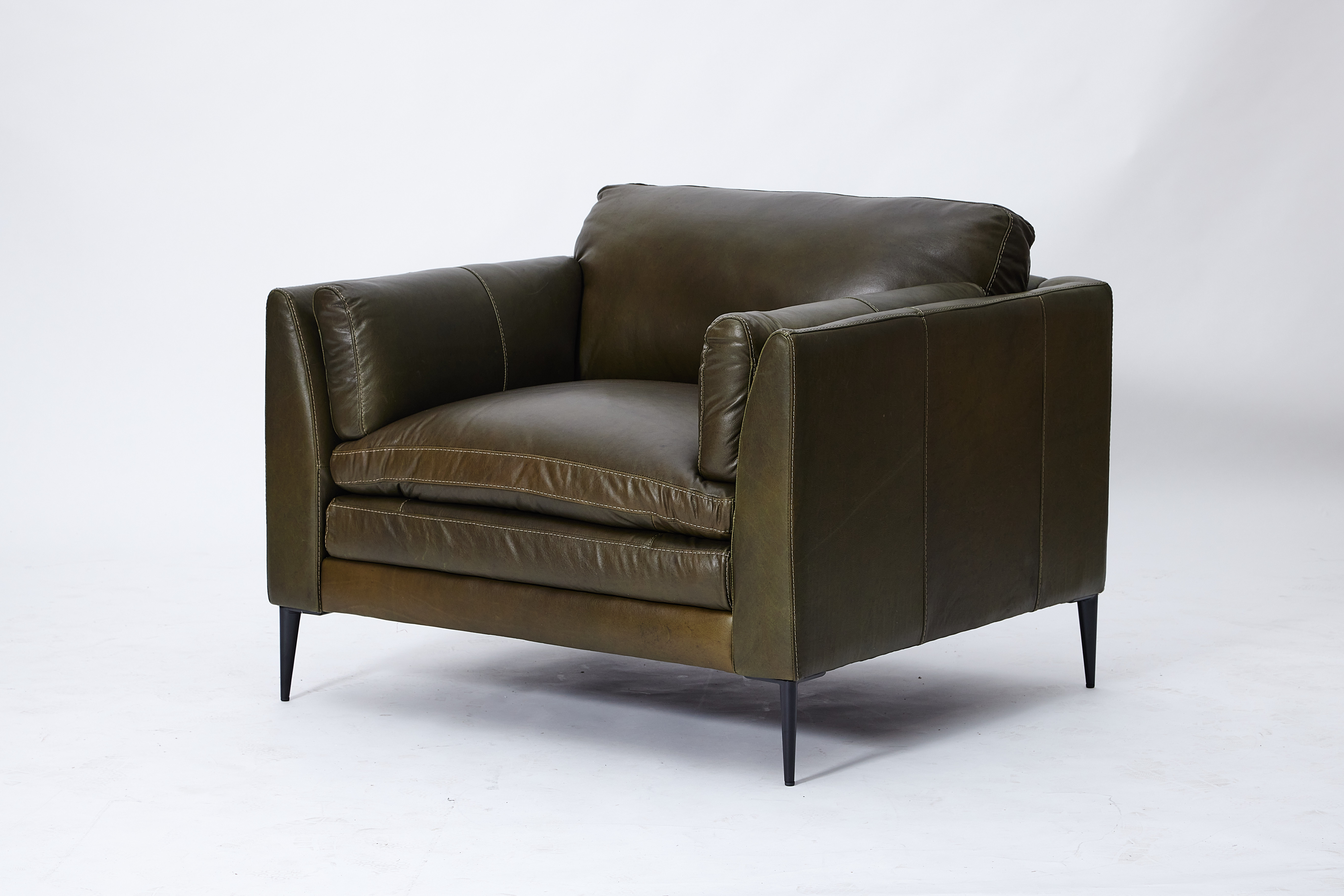 De Luca Armchair