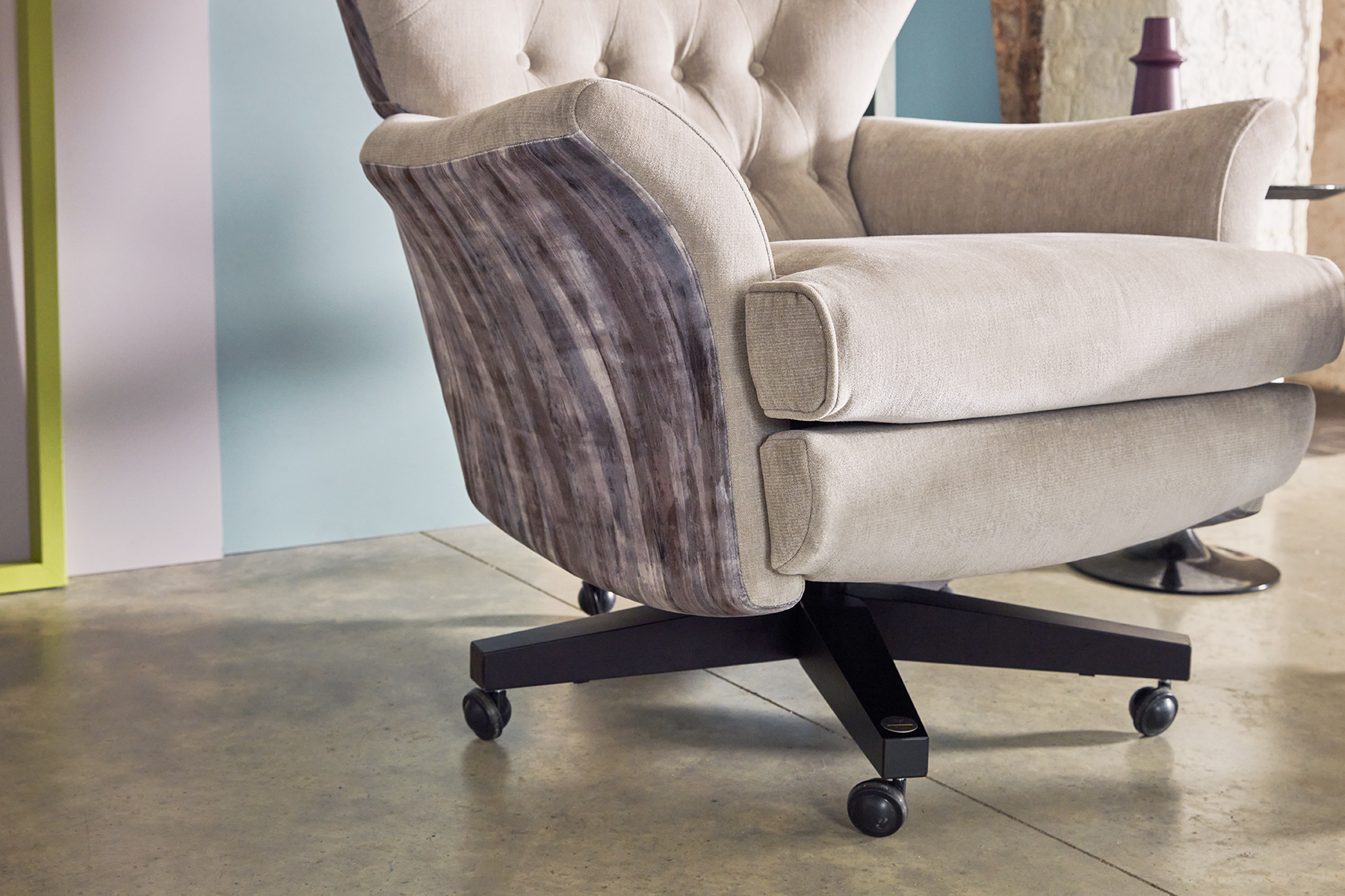 Broadway Swivel Chair