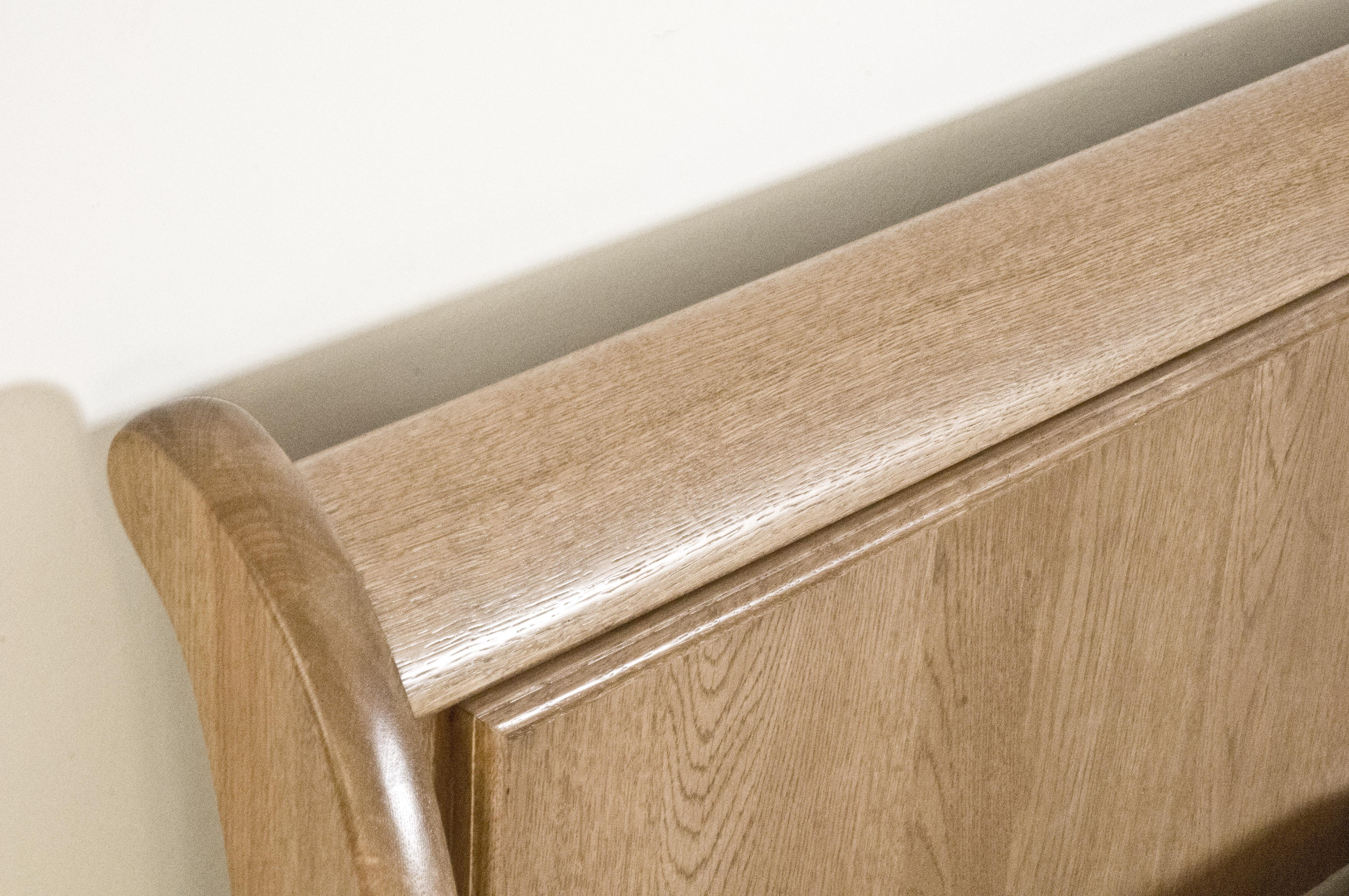 Philipa Sleigh Bed